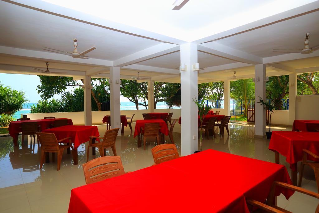 Paradise Beach Resort & Diving School Mirissa Exterior foto