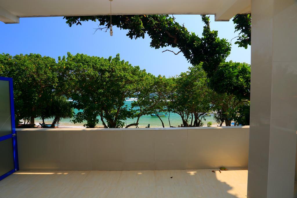 Paradise Beach Resort & Diving School Mirissa Exterior foto